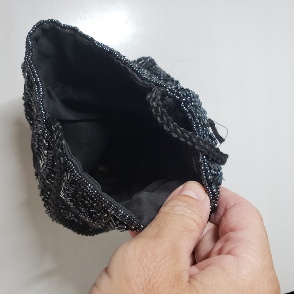 🛍🚨 CLOSET CLEAROUT! Beaded Satchel Bag - Picture 4 of 5